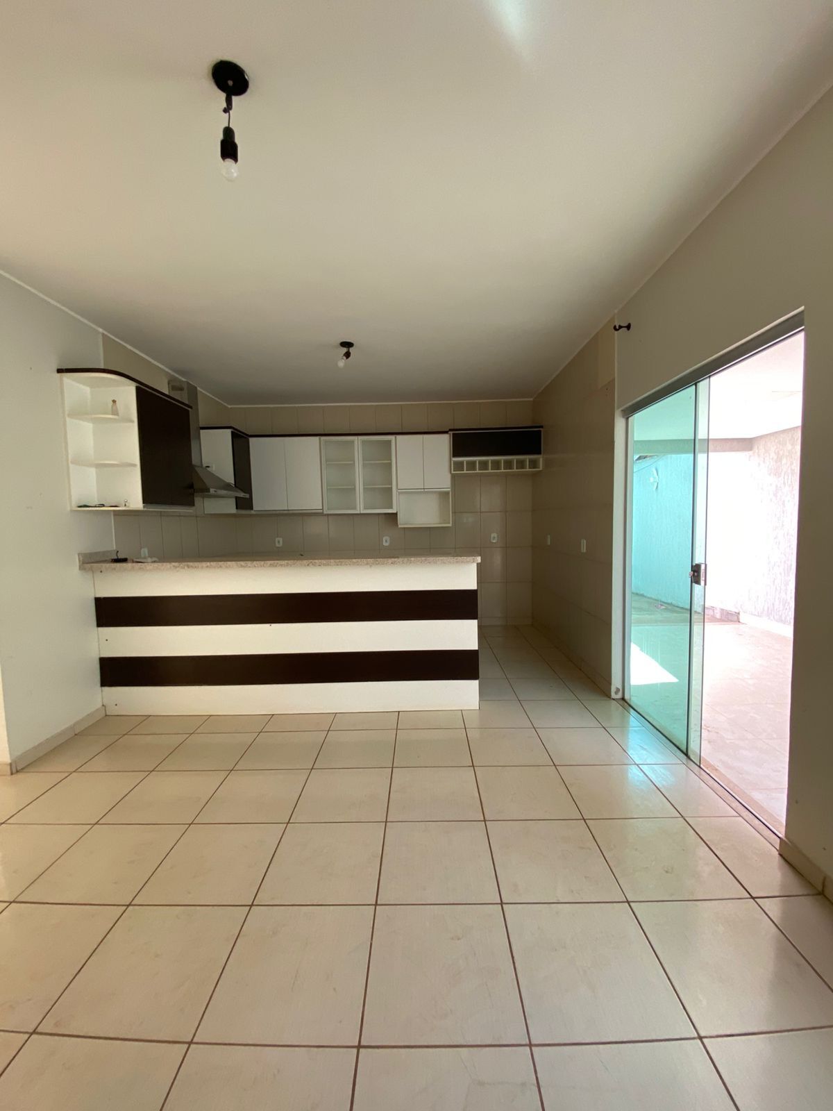 Casa à venda com 3 quartos, 385m² - Foto 7