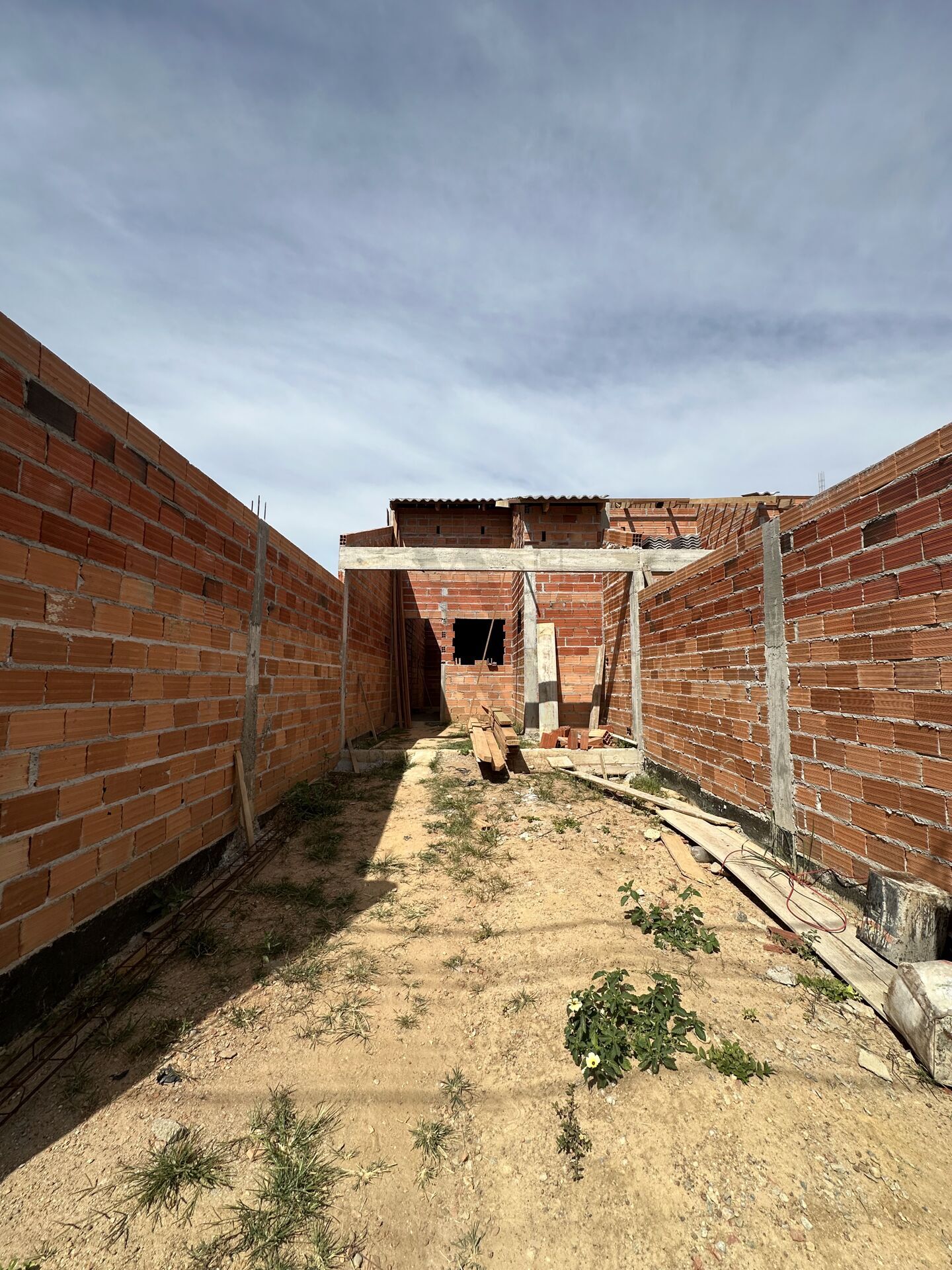 Casa, 2 quartos, 81 m² - Foto 1