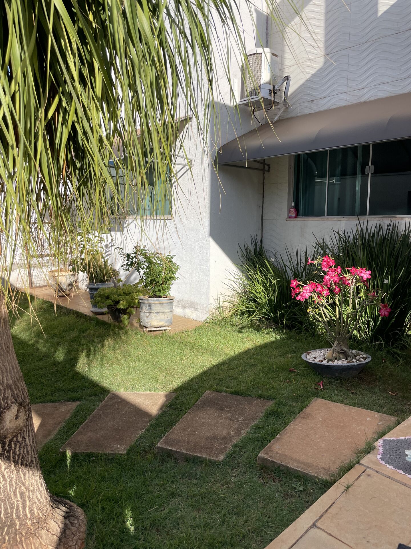 Casa à venda com 3 quartos, 203m² - Foto 3