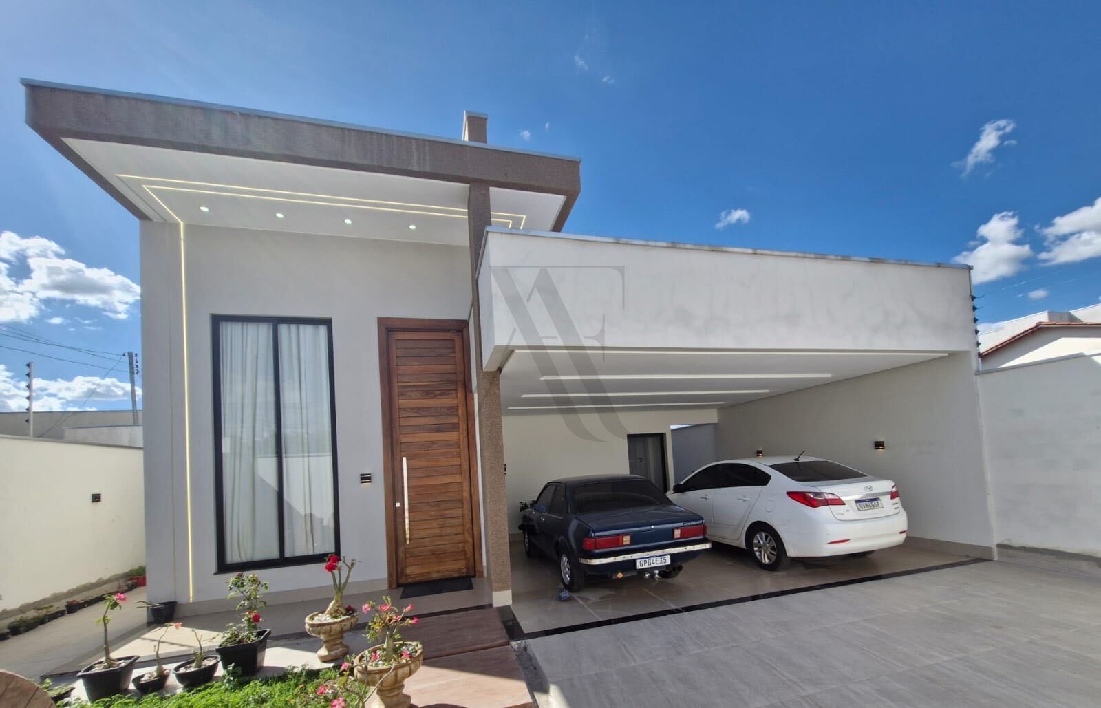 Casa, 4 quartos, 188 m² - Foto 1