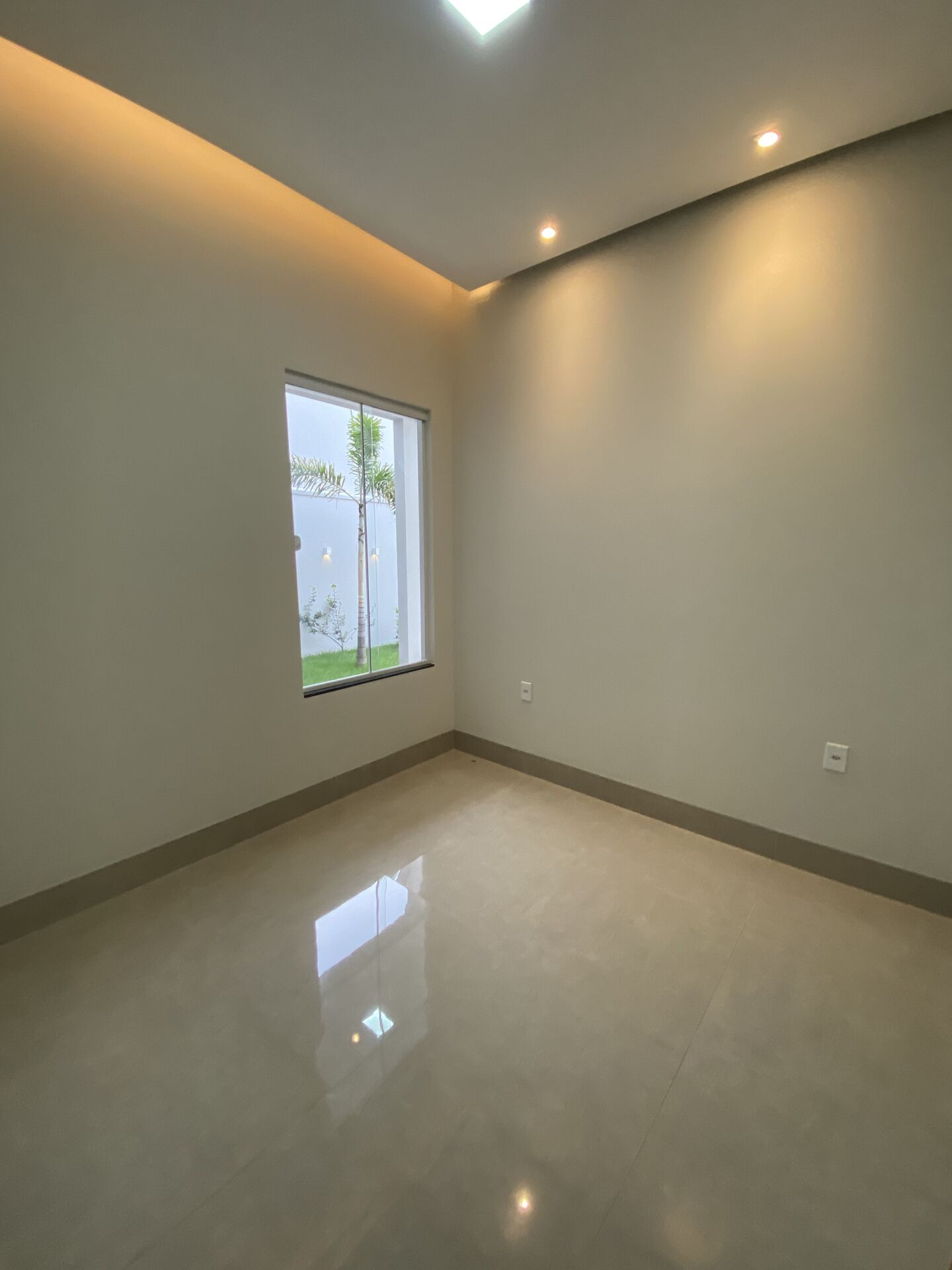 Casa à venda com 3 quartos, 160m² - Foto 3