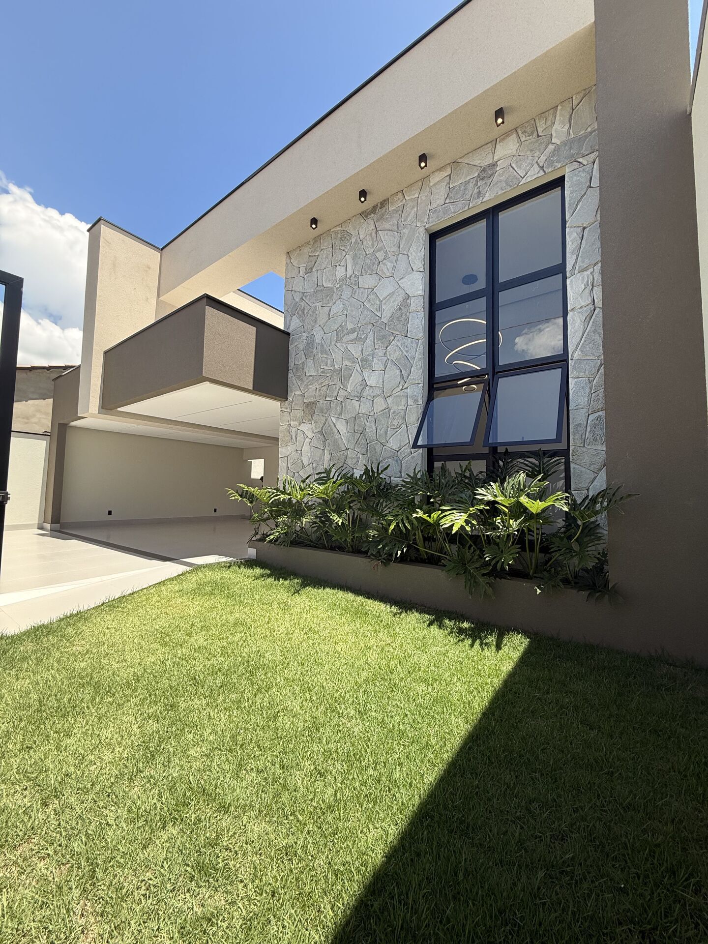 Casa, 3 quartos, 223 m² - Foto 2