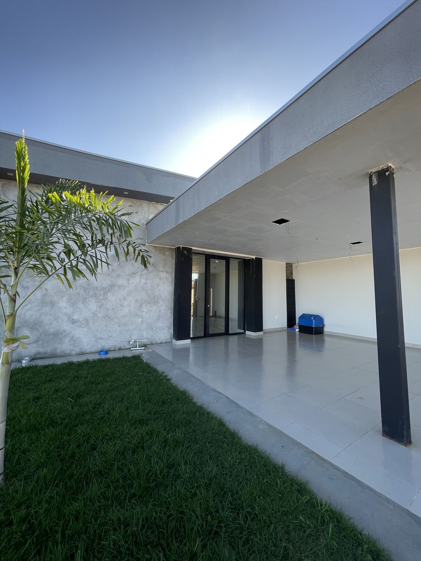 Casa à venda com 3 quartos, 207m² - Foto 1