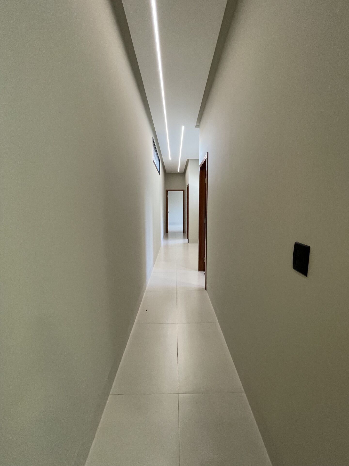 Casa à venda com 3 quartos, 176m² - Foto 8