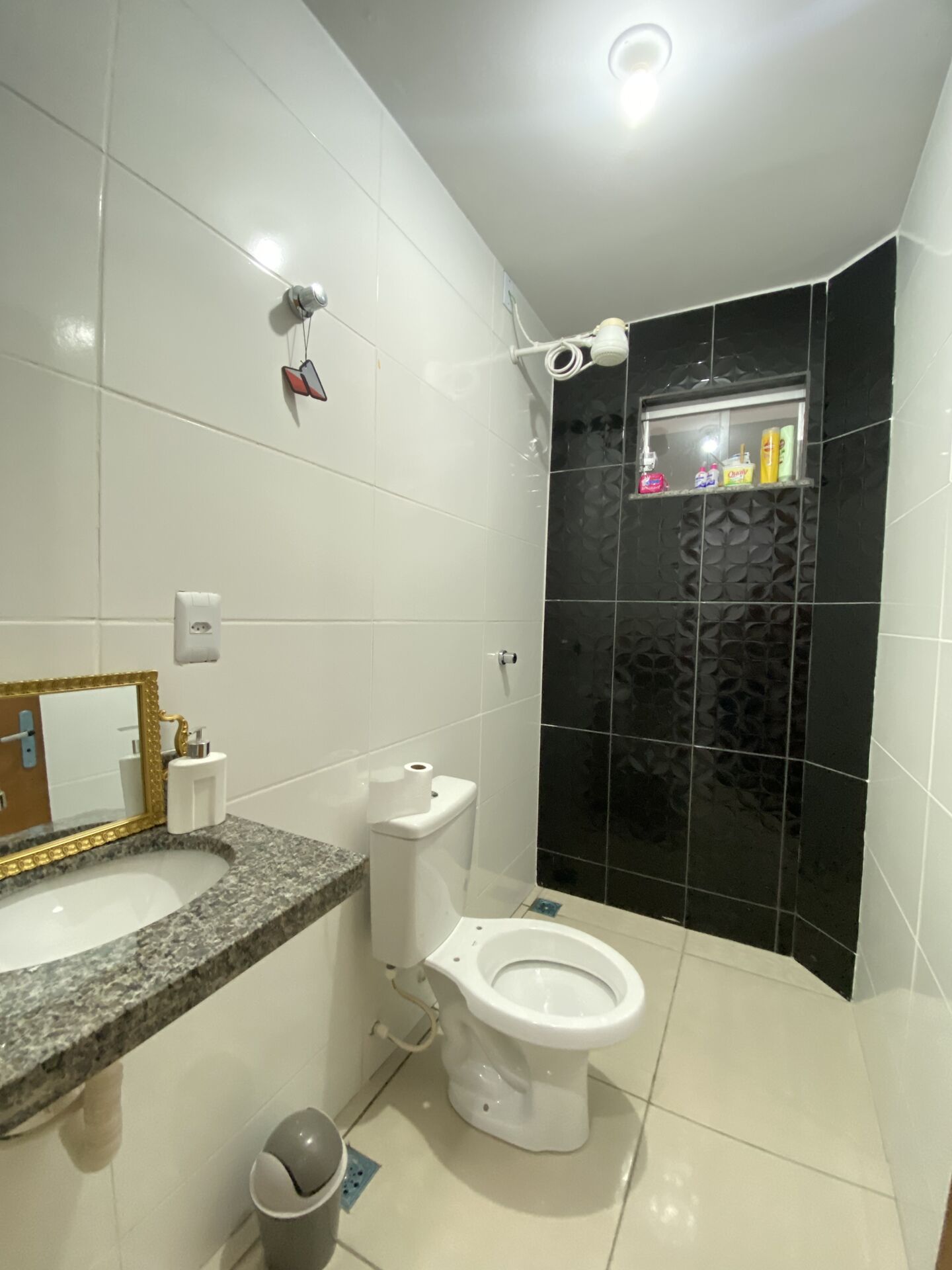 Apartamento à venda com 2 quartos, 76m² - Foto 4