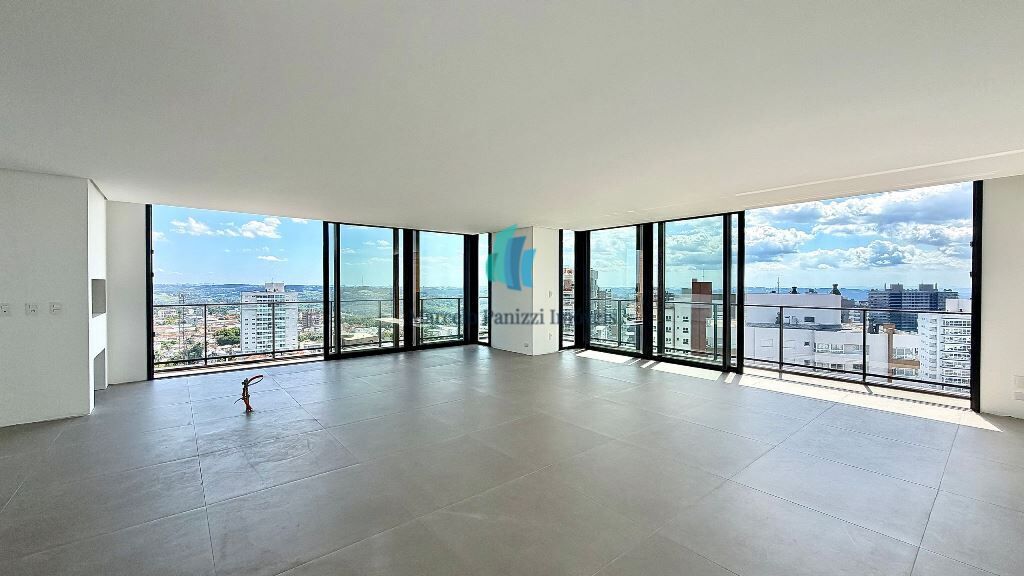 Apartamento, 3 quartos, 207 m² - Foto 2