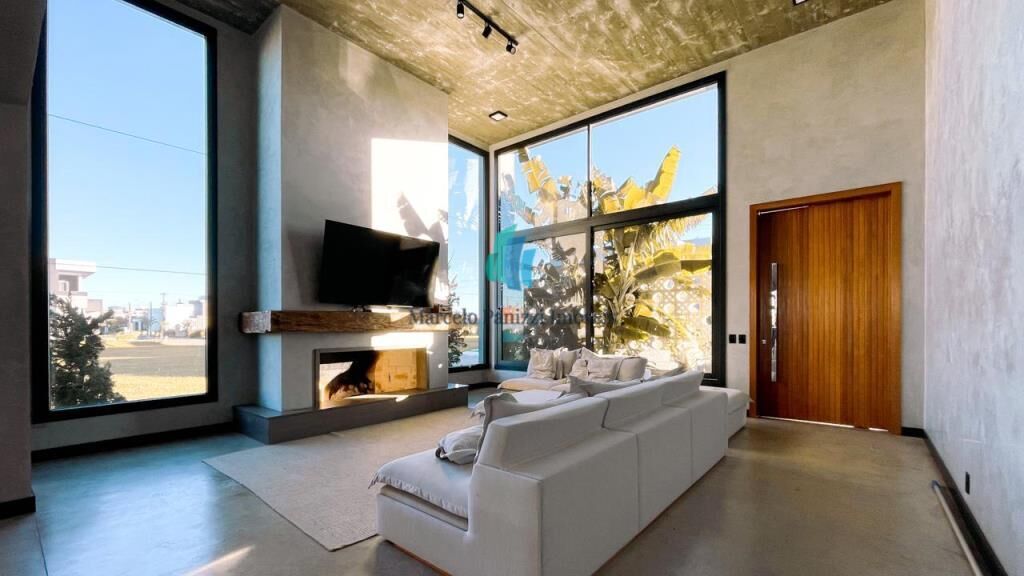 Casa à venda com 4 quartos, 221m² - Foto 5