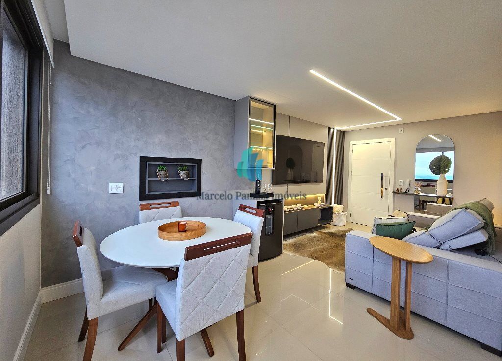 Apartamento à venda com 2 quartos, 72m² - Foto 2
