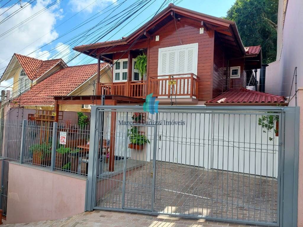 Casa à venda com 3 quartos, 190m² - Foto 1
