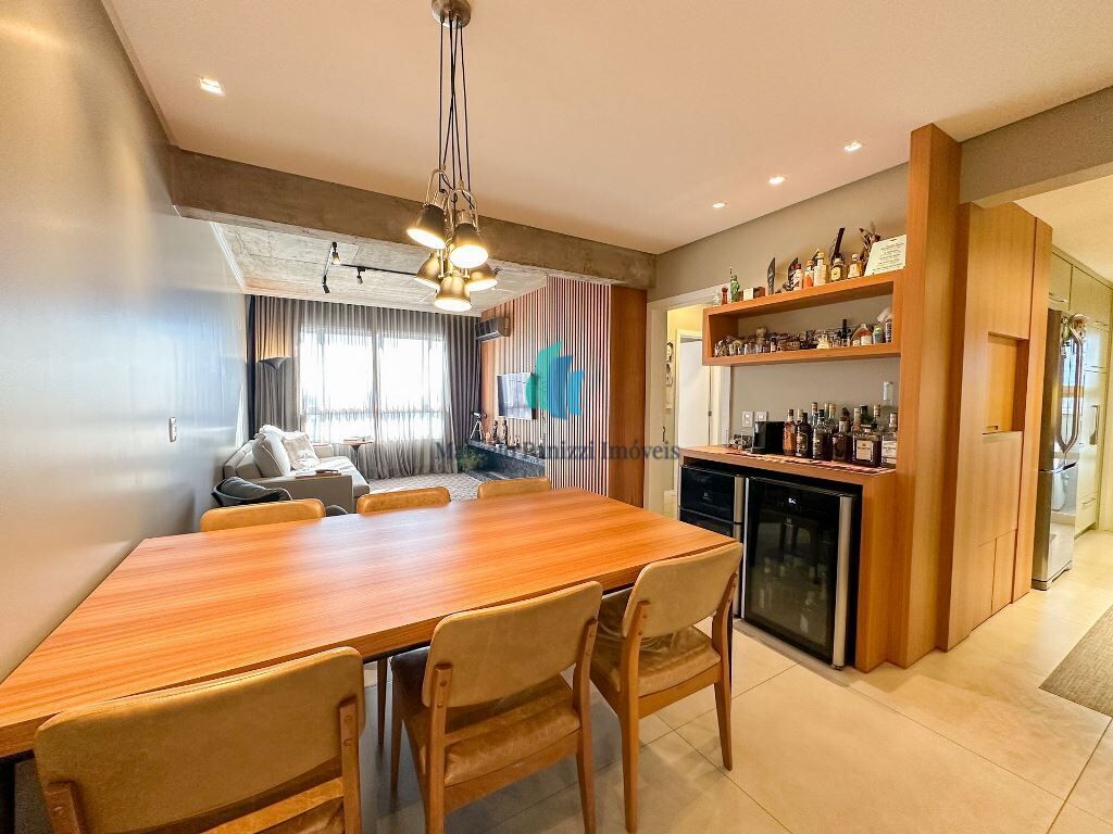 Apartamento à venda com 2 quartos, 84m² - Foto 1