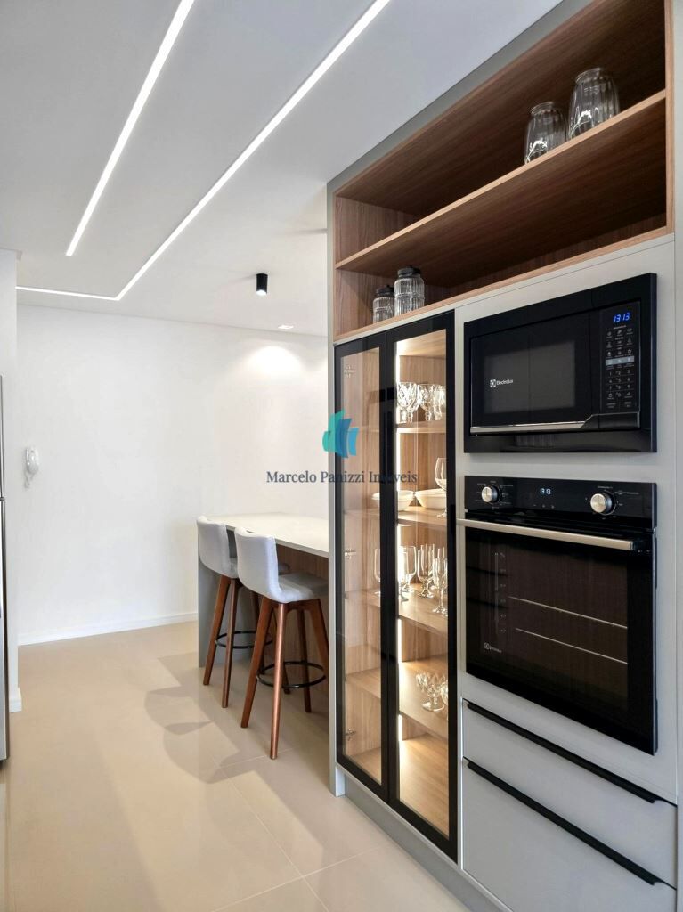 Apartamento à venda com 2 quartos, 85m² - Foto 9