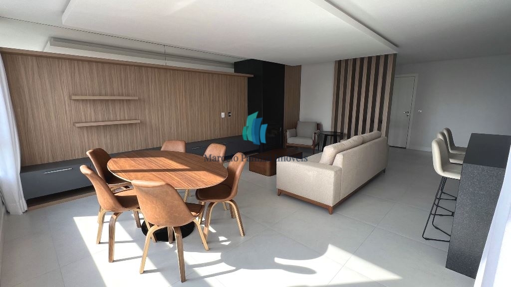 Apartamento à venda com 2 quartos, 105m² - Foto 4