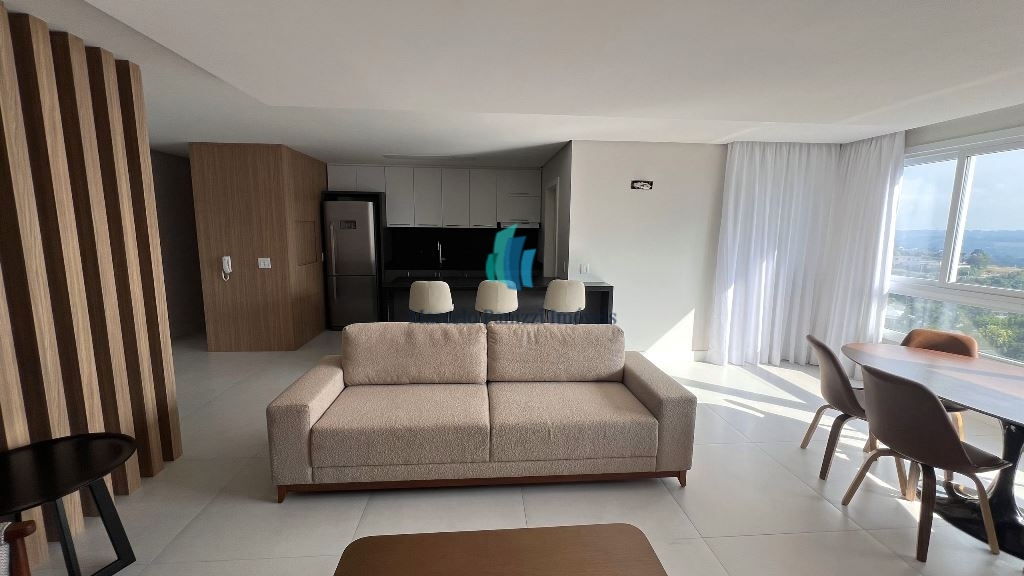 Apartamento à venda com 2 quartos, 105m² - Foto 2