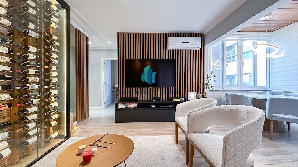 Apartamento à venda com 2 quartos, 95m² - Foto 1