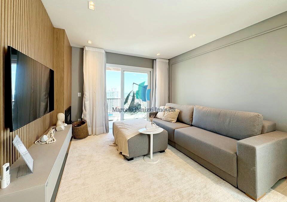 Apartamento à venda com 2 quartos, 105m² - Foto 1
