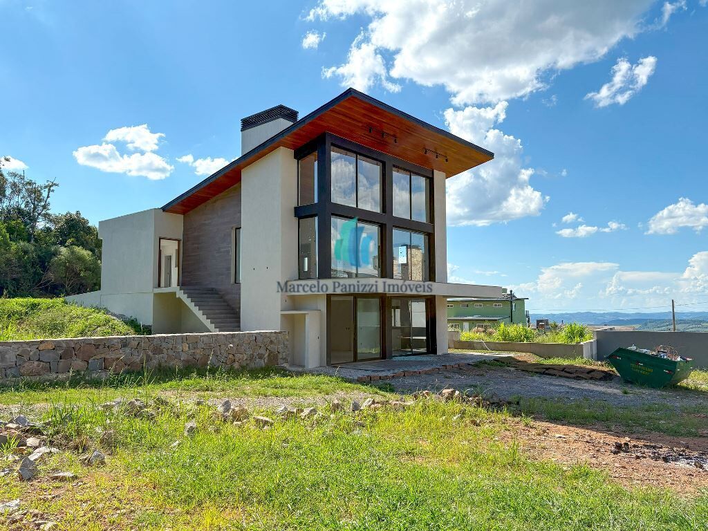 Casa, 3 quartos, 330 m² - Foto 1