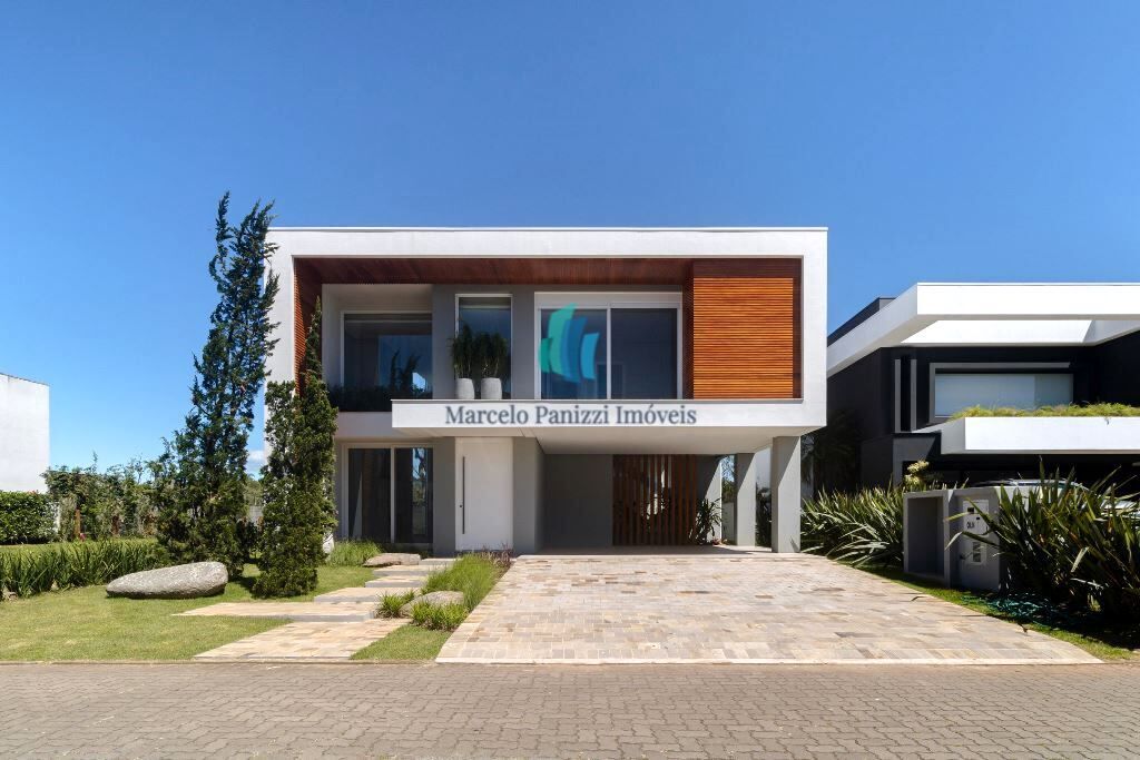 Casa de Condomínio à venda com 4 quartos, 260m² - Foto 1