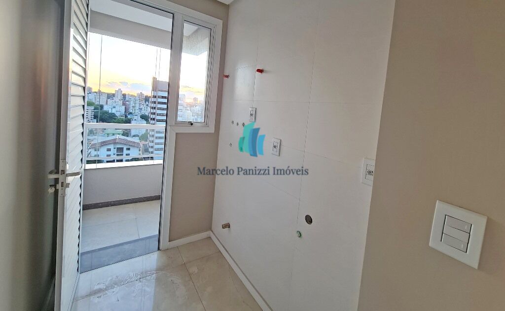 Apartamento à venda com 2 quartos, 90m² - Foto 4