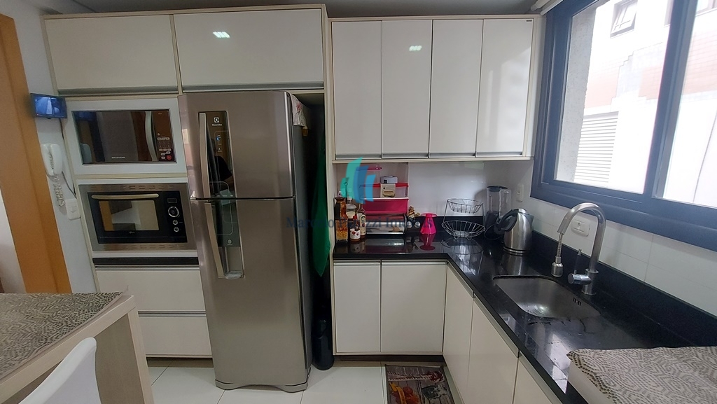 Apartamento à venda com 2 quartos, 79m² - Foto 6