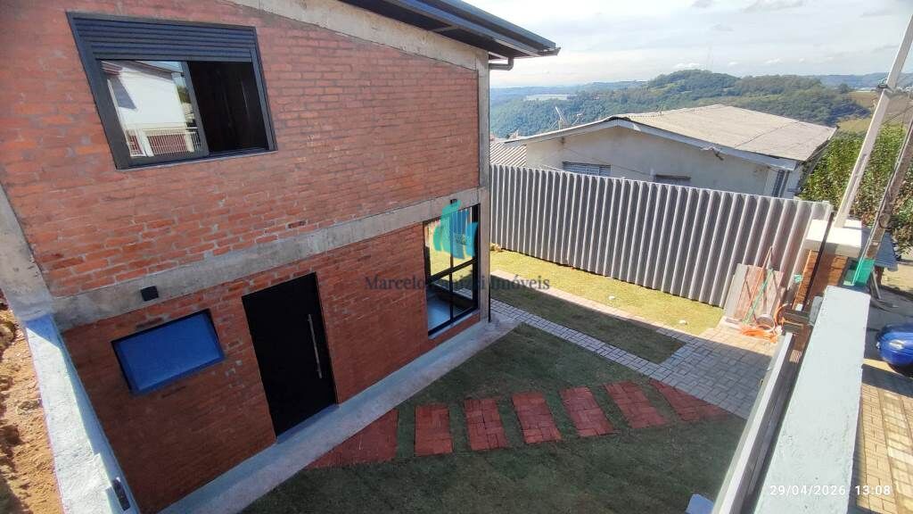 Casa, 2 quartos, 72 m² - Foto 1