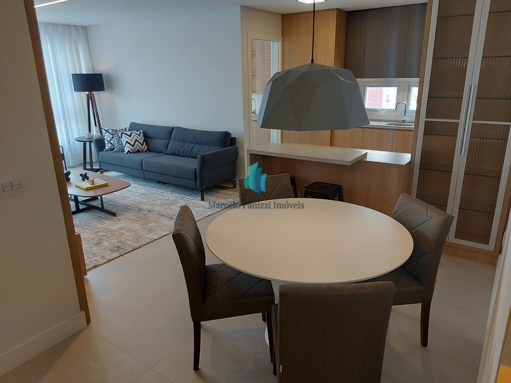 Apartamento à venda com 2 quartos, 85m² - Foto 4