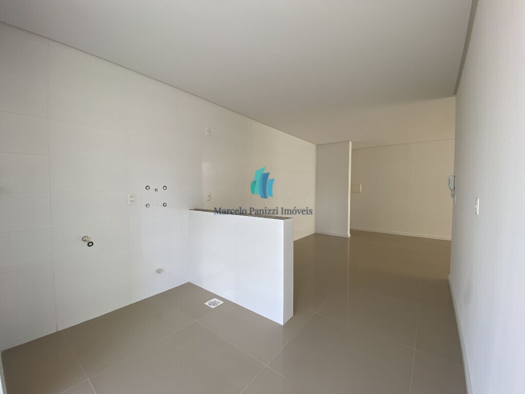 Apartamento à venda com 3 quartos, 129m² - Foto 2