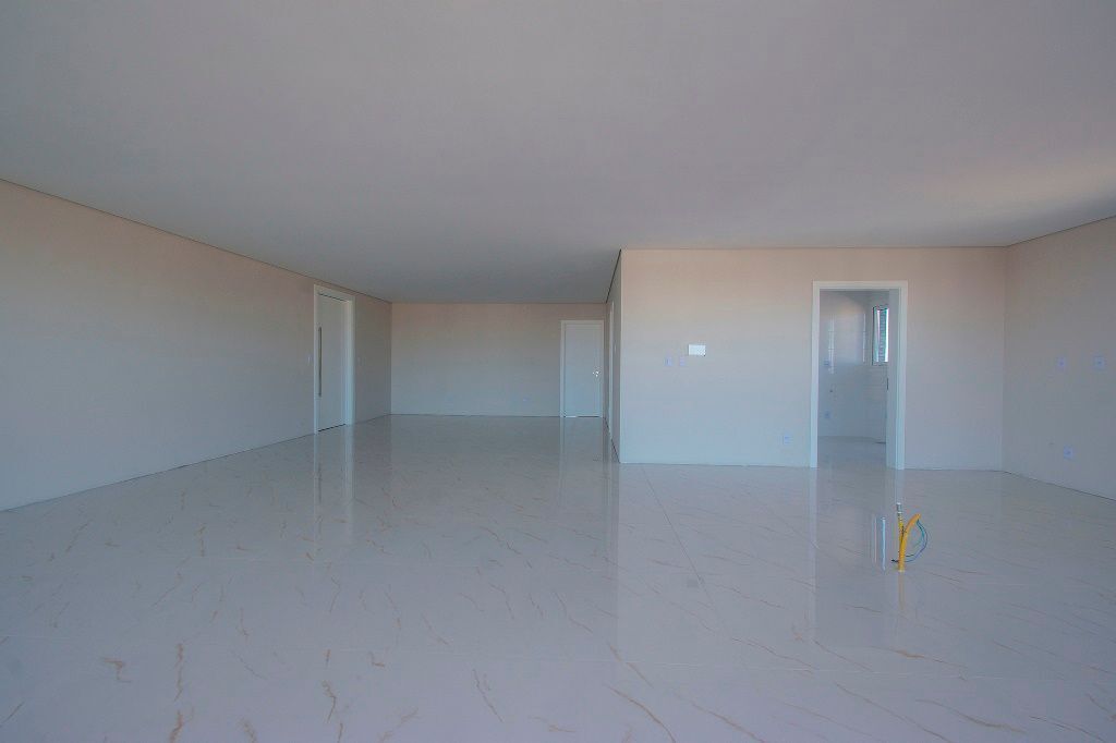 Apartamento à venda com 3 quartos, 215m² - Foto 9