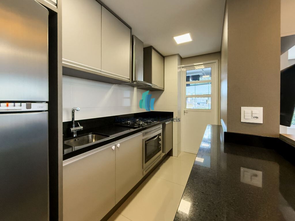 Apartamento à venda com 2 quartos, 77m² - Foto 8