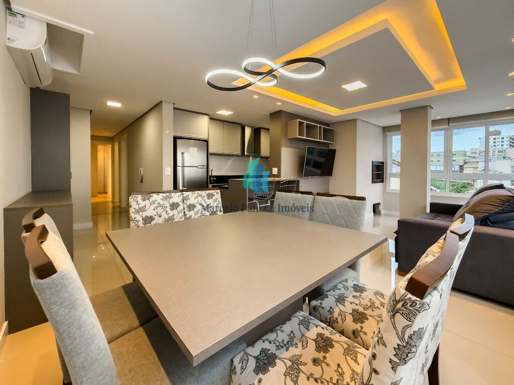 Apartamento à venda com 2 quartos, 77m² - Foto 1