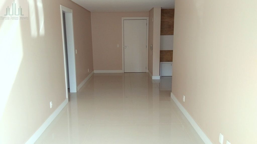 Apartamento à venda com 2 quartos, 79m² - Foto 2