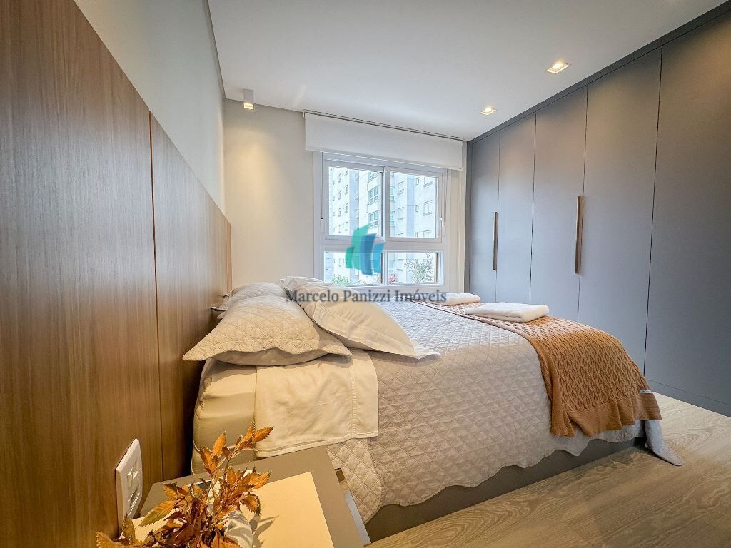 Apartamento à venda com 2 quartos, 70m² - Foto 9