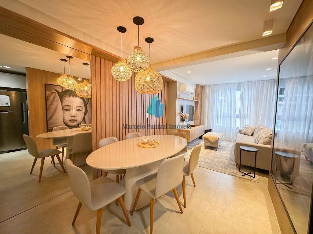 Apartamento à venda com 2 quartos, 70m² - Foto 1