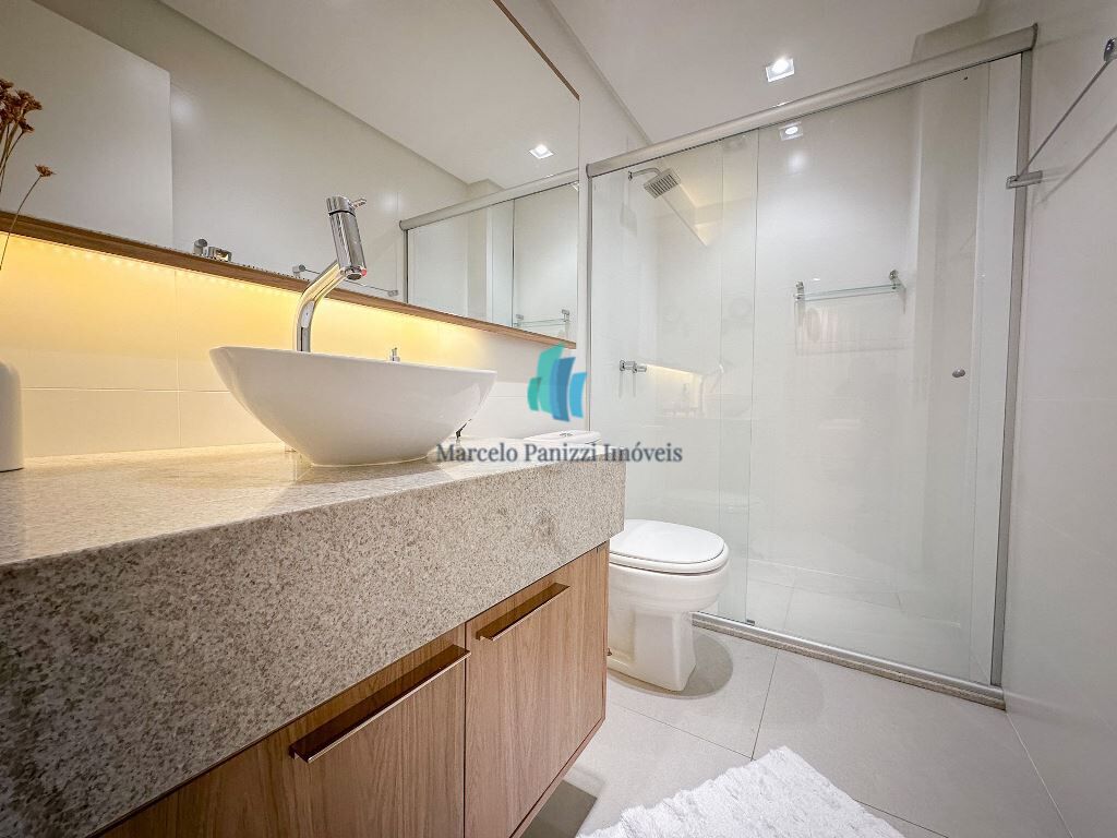 Apartamento à venda com 2 quartos, 70m² - Foto 10