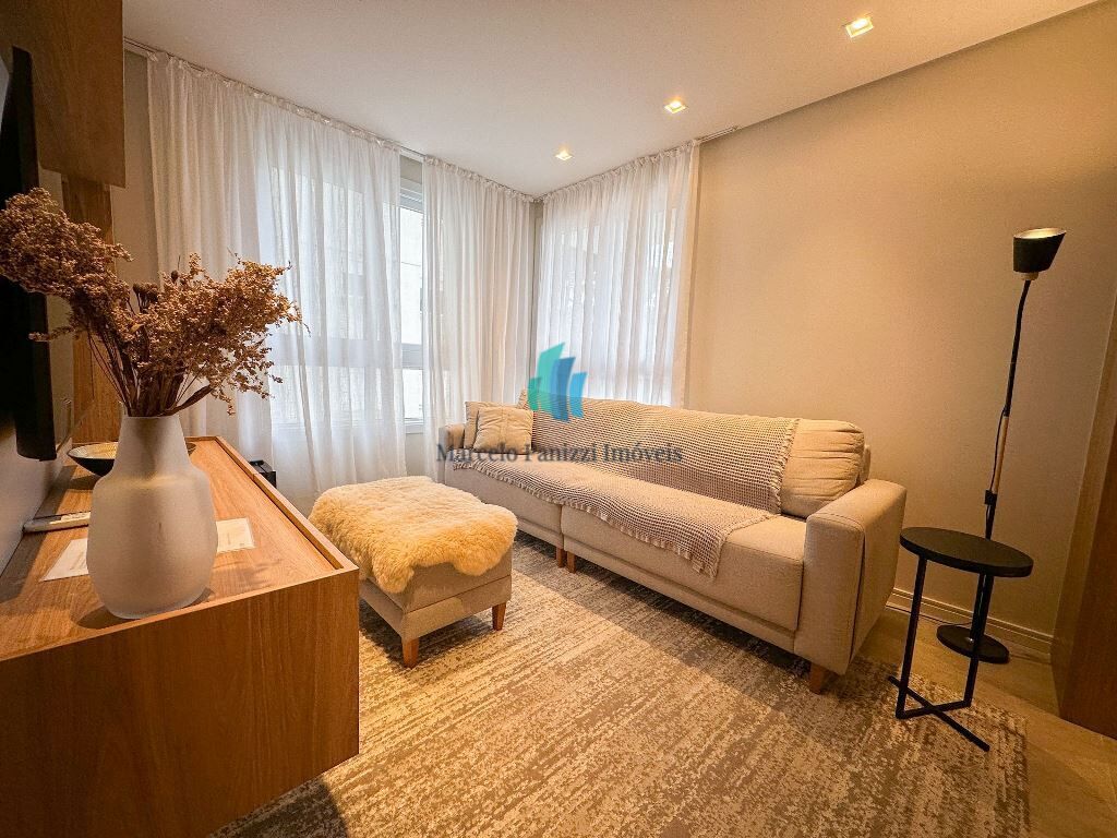 Apartamento à venda com 2 quartos, 70m² - Foto 5
