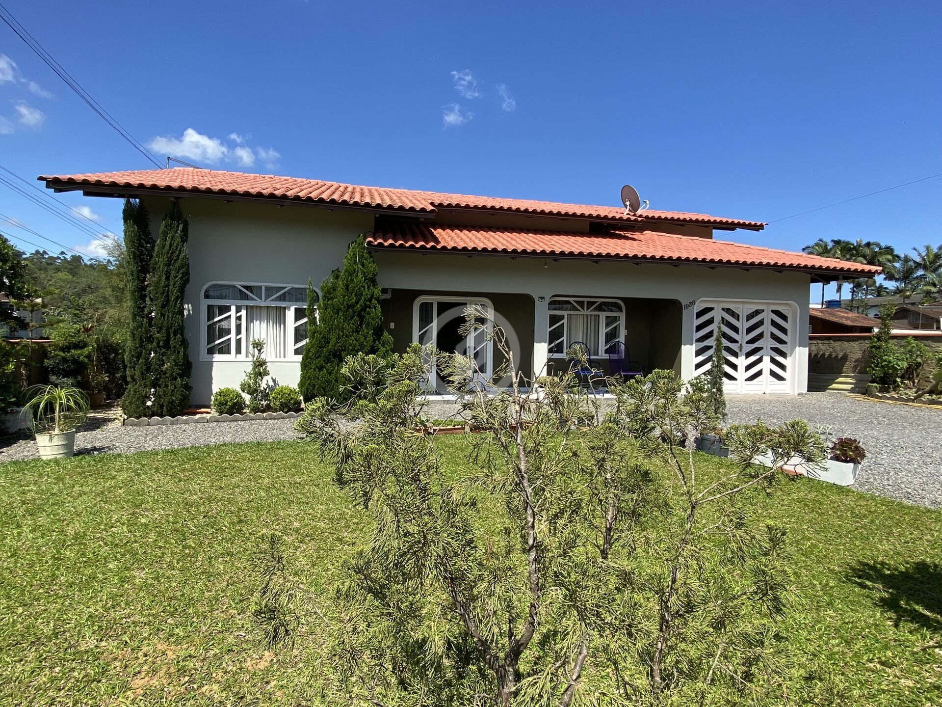 Casa à Venda No Bairro Corticeira Em Guaramirim/SC