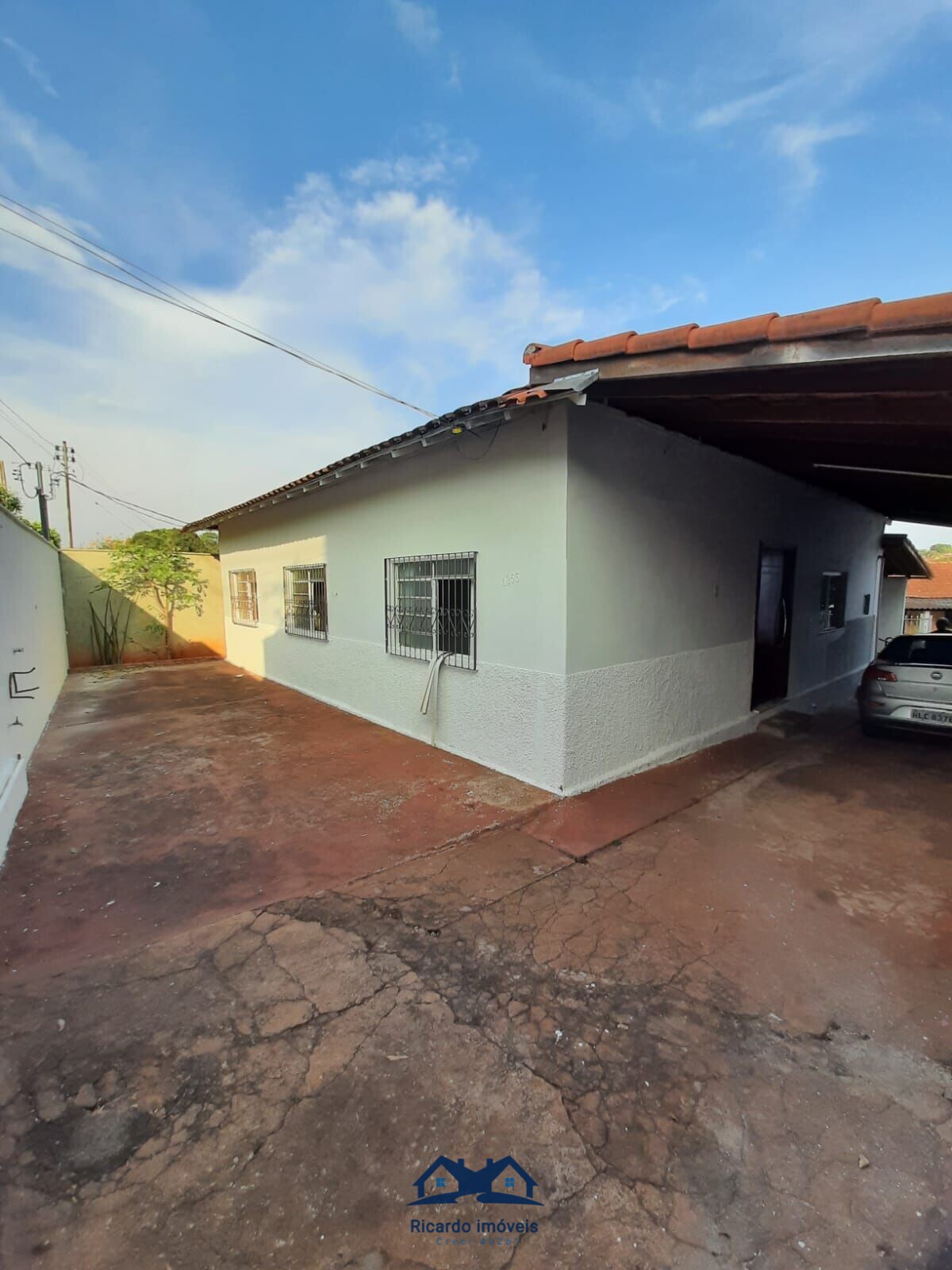 Casa à venda no bairro Platina em ItuiutabaMG