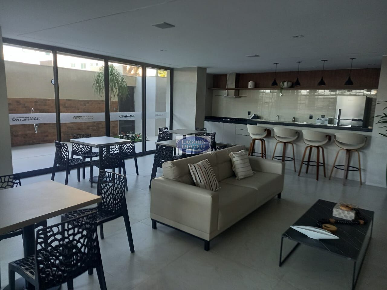 Apartamento à venda com 2 quartos, 81m² - Foto 29