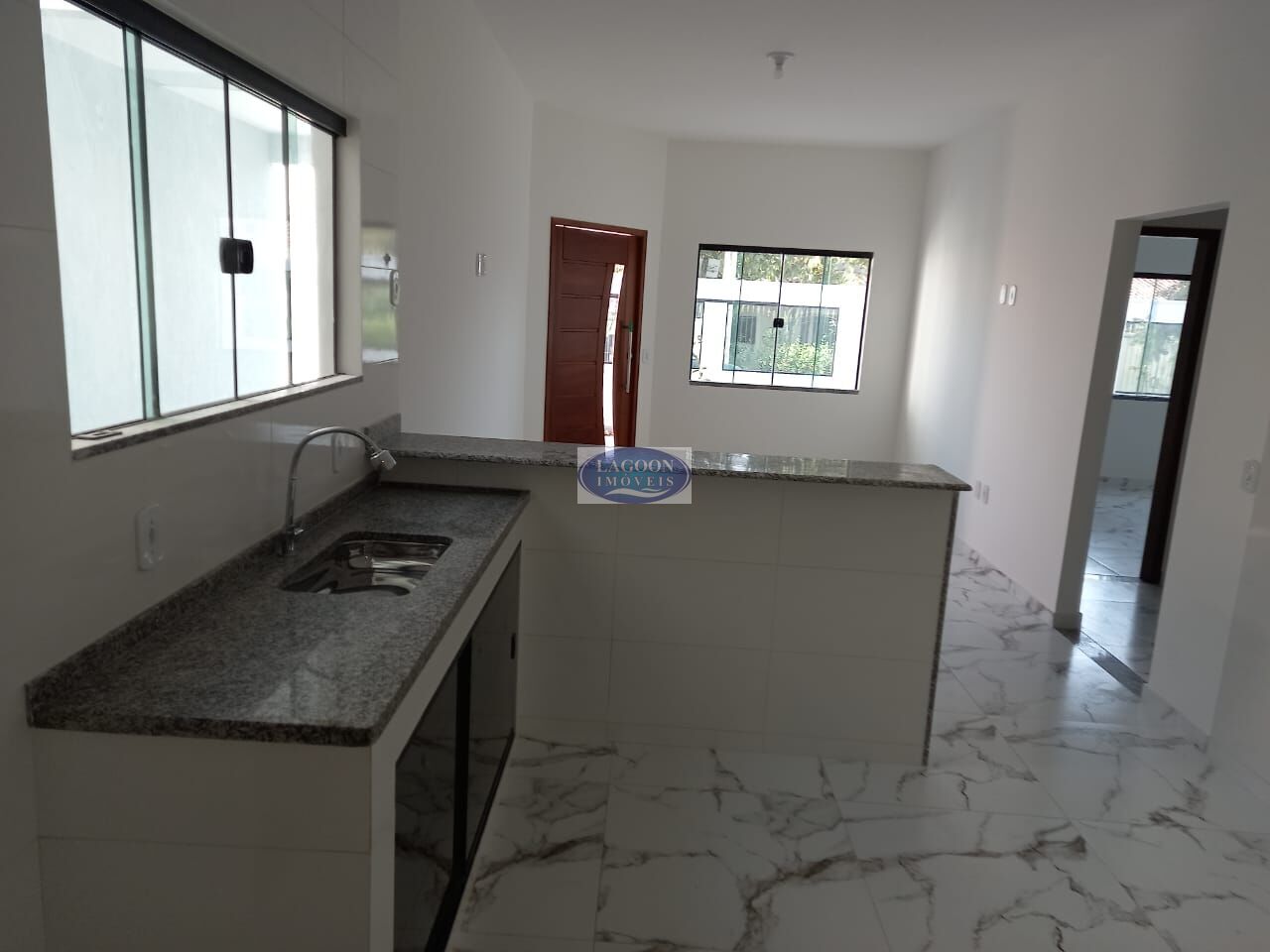 Casa à venda com 2 quartos, 95m² - Foto 5