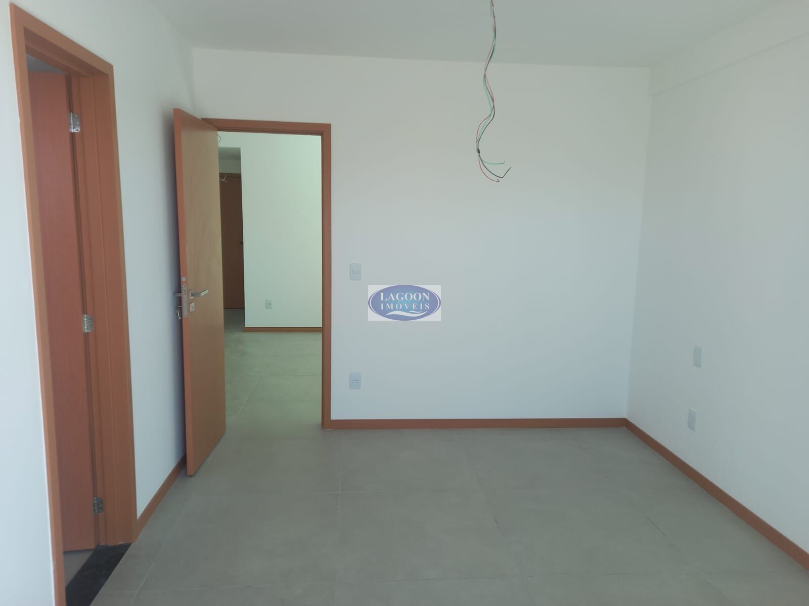 Apartamento à venda com 1 quarto, 75m² - Foto 17