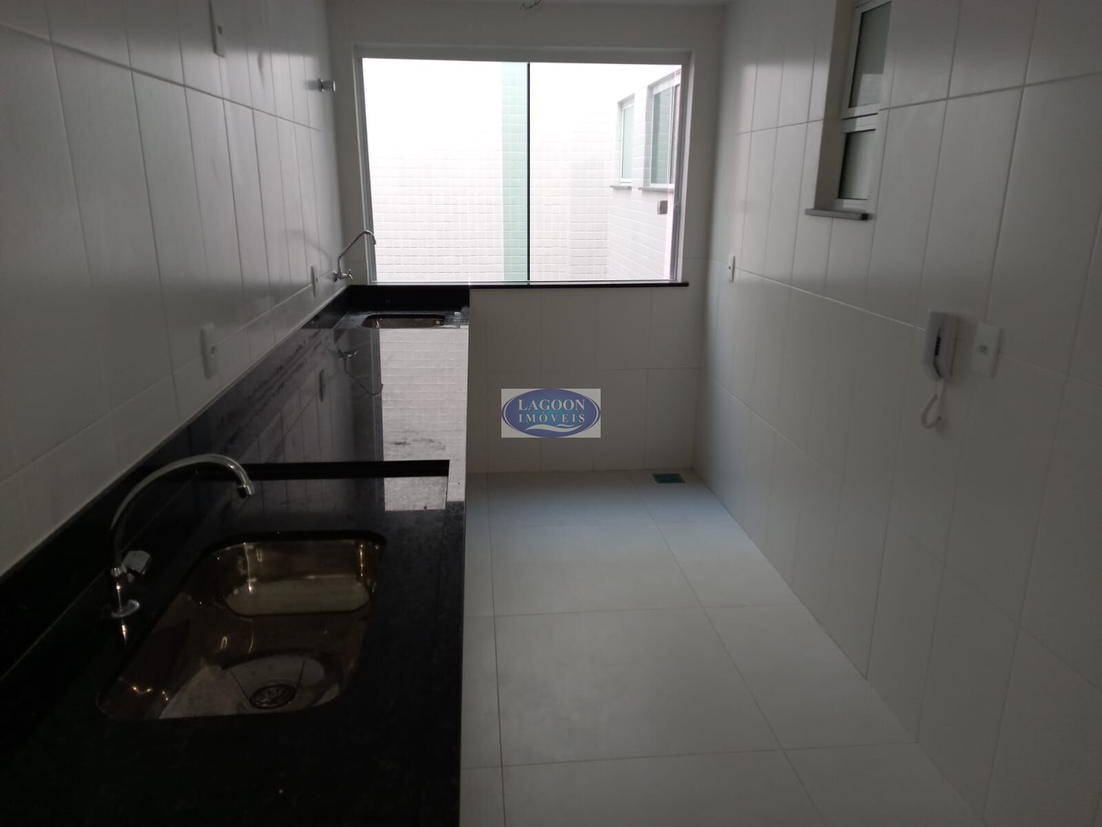 Apartamento à venda com 2 quartos, 102m² - Foto 4