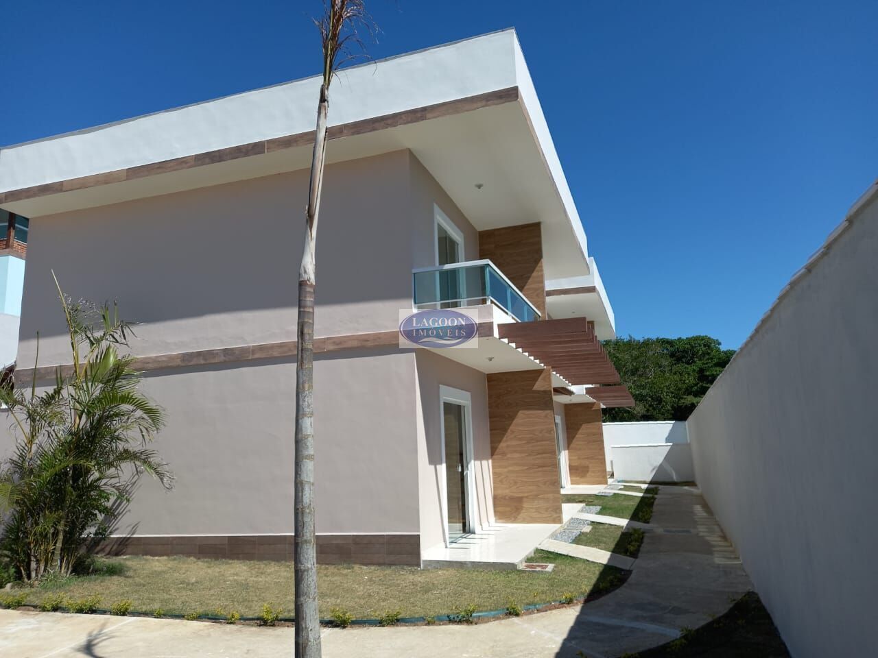 Casa de Condomínio à venda com 2 quartos, 73m² - Foto 1