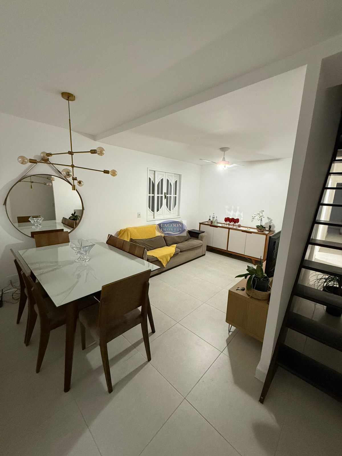 Casa à venda com 3 quartos, 187m² - Foto 3