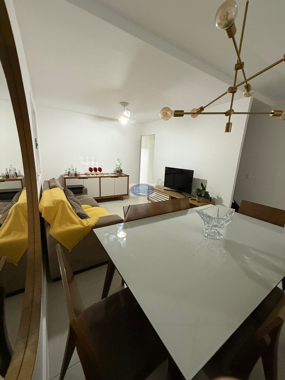 Casa à venda com 3 quartos, 187m² - Foto 4