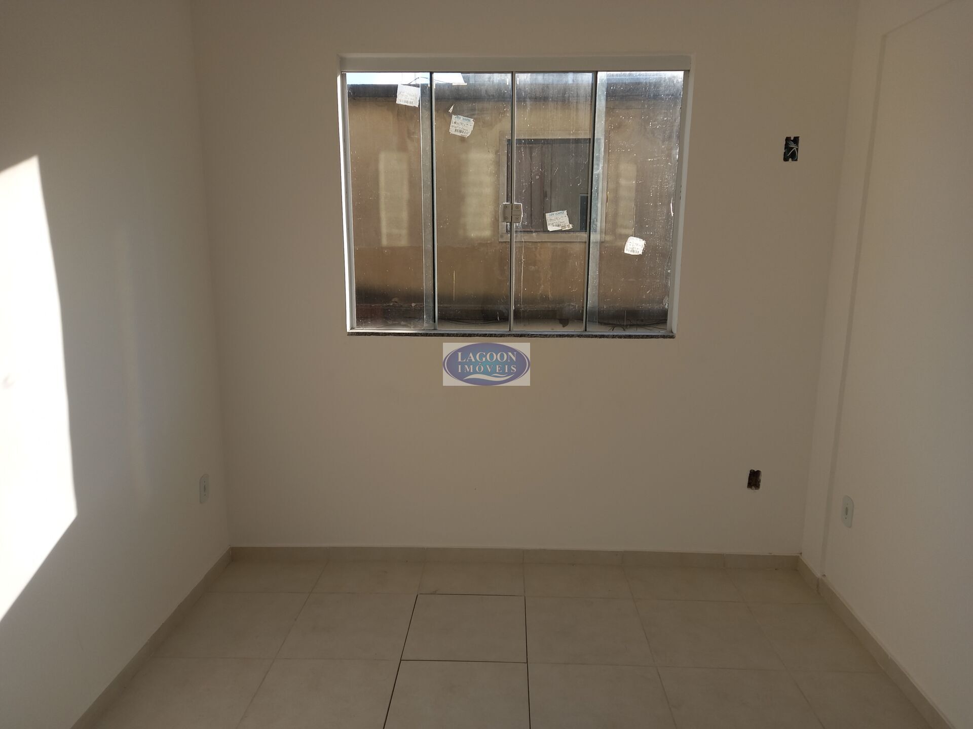 Apartamento à venda com 2 quartos, 75m² - Foto 14