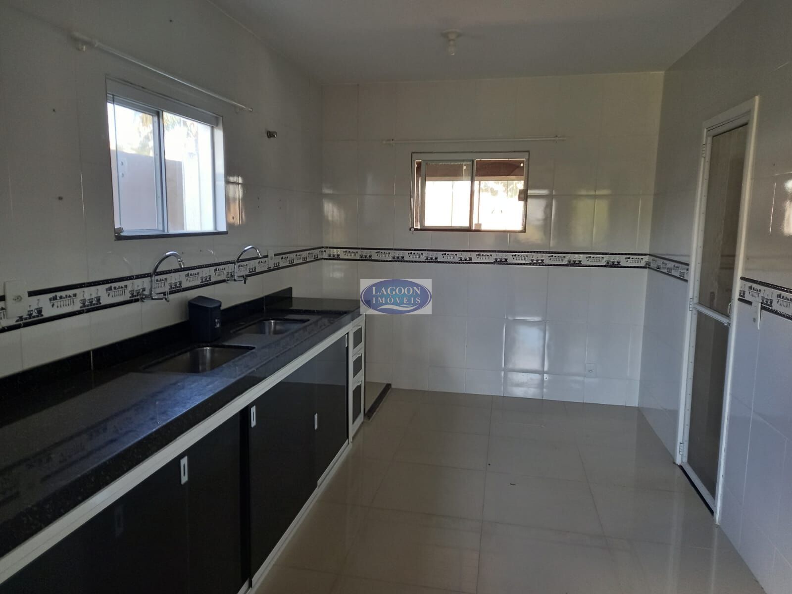 Casa de Condomínio à venda com 3 quartos, 192m² - Foto 7