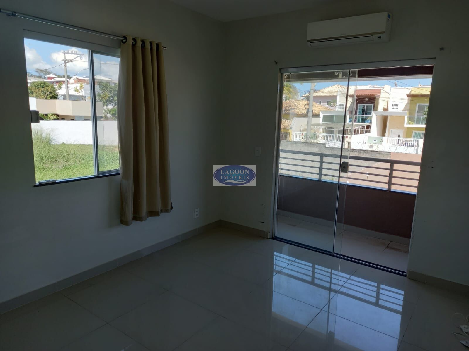 Casa de Condomínio à venda com 3 quartos, 192m² - Foto 11