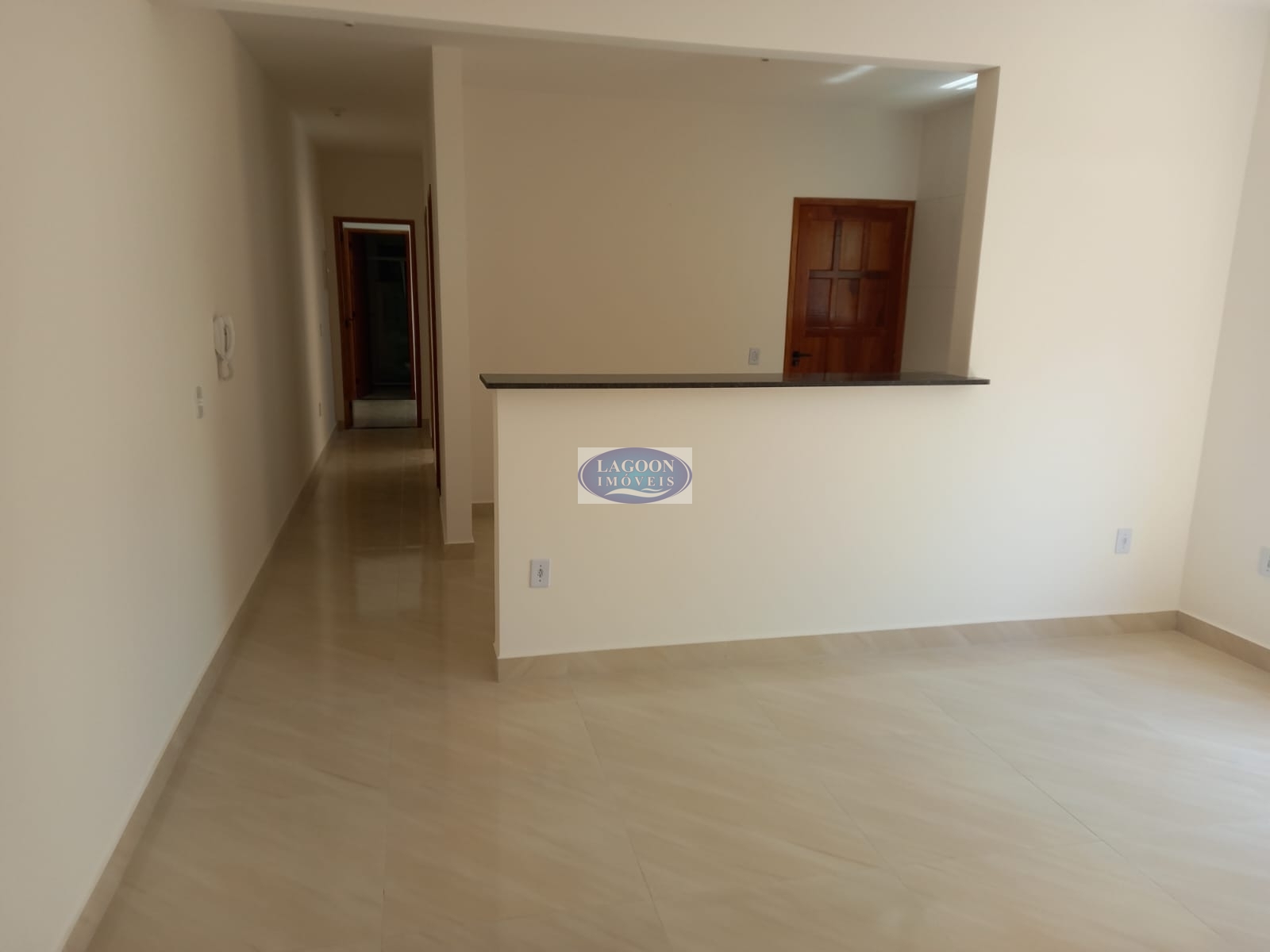 Apartamento à venda com 2 quartos, 69m² - Foto 3