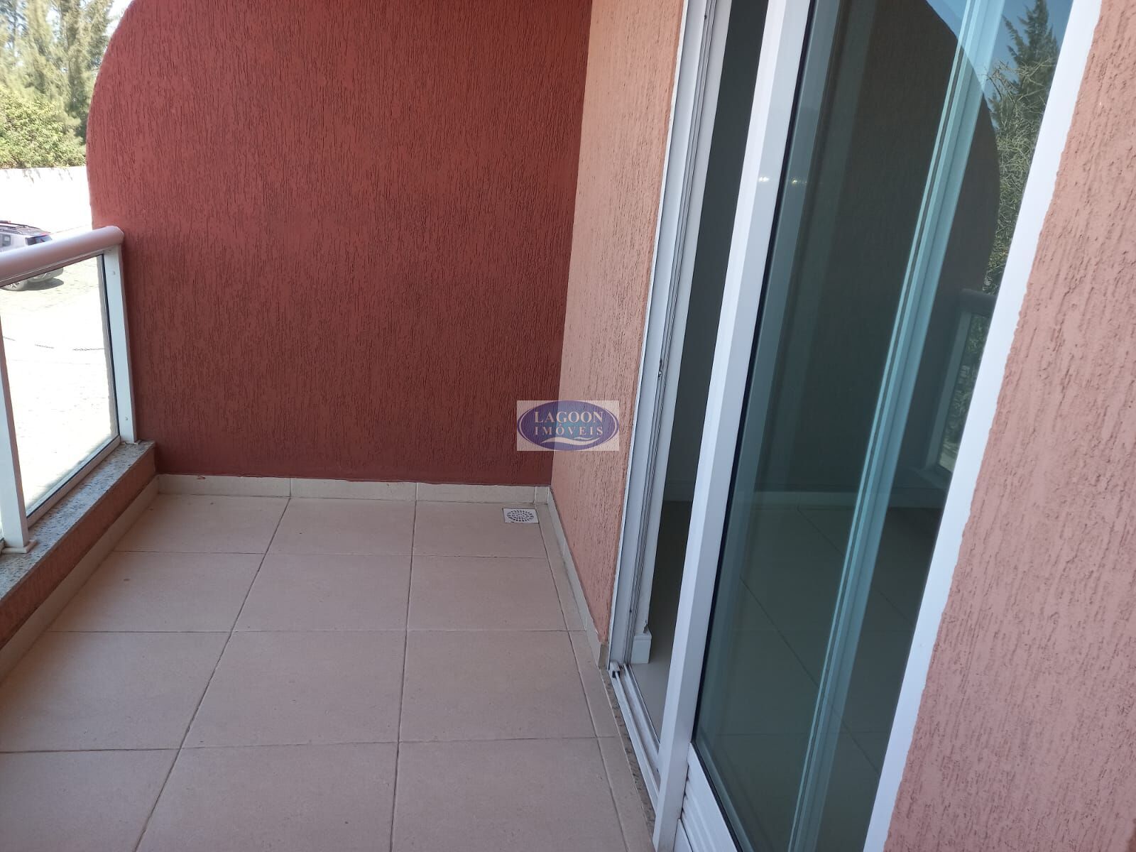 Apartamento à venda com 2 quartos, 70m² - Foto 5