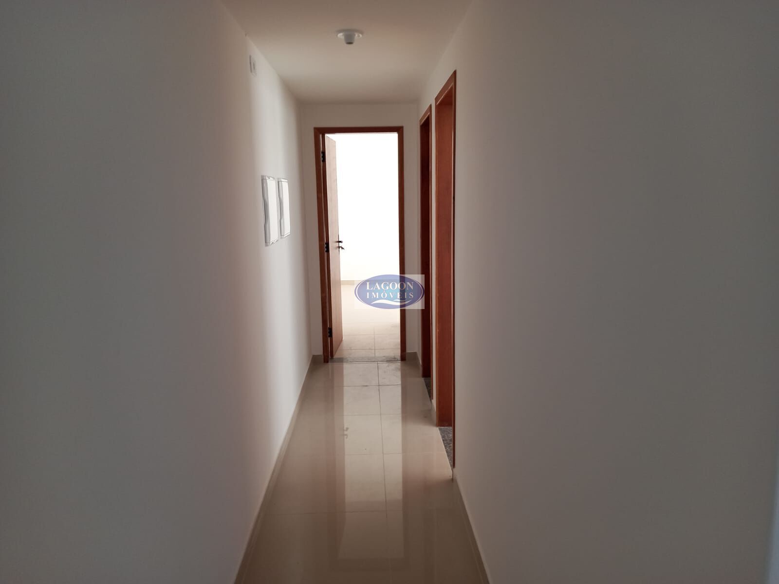 Apartamento à venda com 2 quartos, 80m² - Foto 9