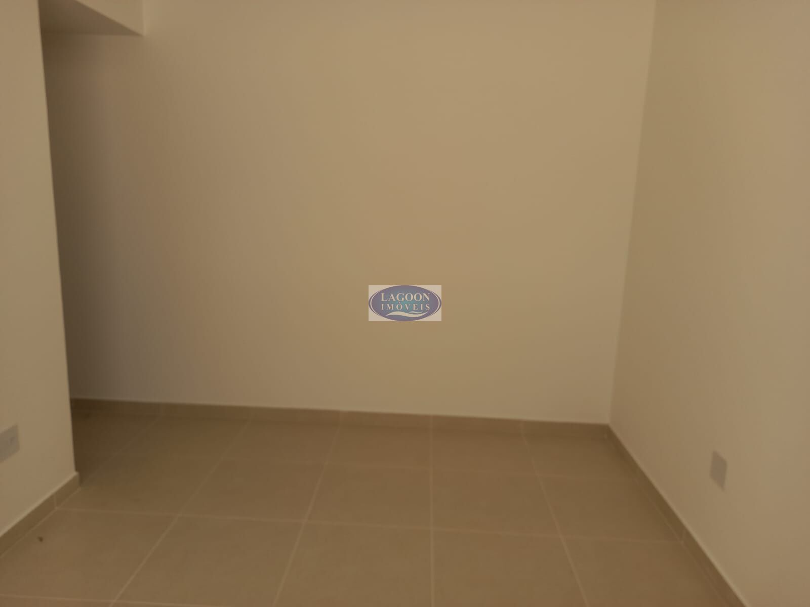 Apartamento à venda com 2 quartos, 80m² - Foto 17